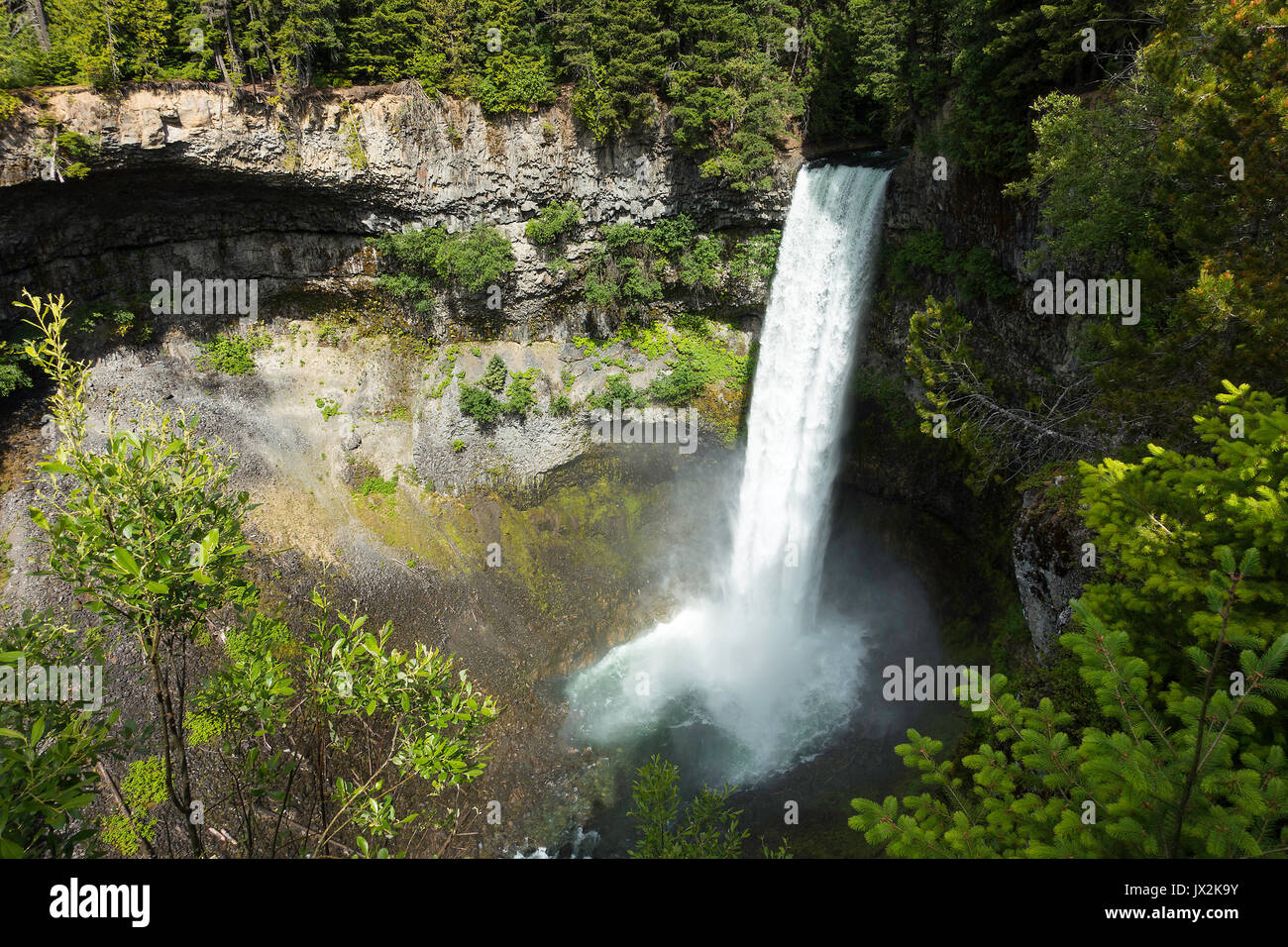 La spettacolare Brandywine cade nella Brandywine Parco Provinciale nei pressi di Whistler della Columbia britannica in Canada Foto Stock