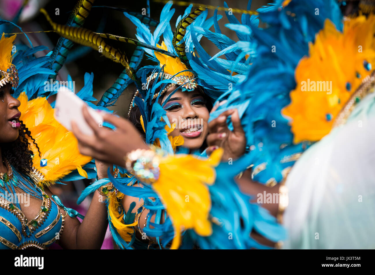 I ballerini al Carnevale Caraibico di Manchester , moss side Foto Stock