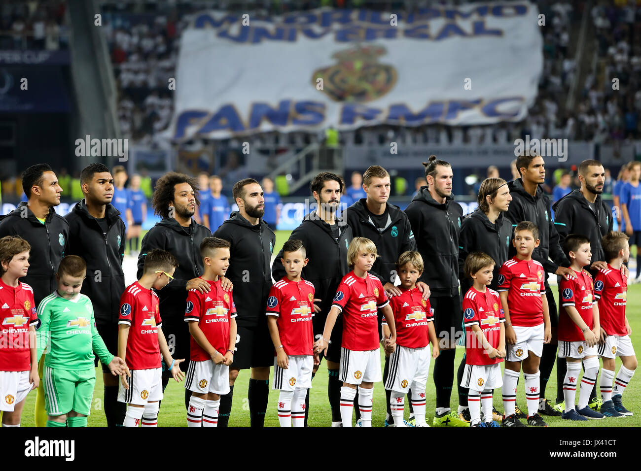 Skopje, ERIM - Agosto 8,2017: Real Madrid team line up durante la Coppa UEFA Intertoto partita finale tra il Real Madrid e il Manchester United a Filippo II A Foto Stock