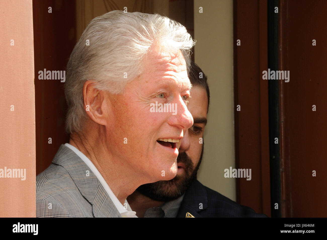 Il presidente Bill Clinton arriva a Hillary Clinton campagna evento rally aprile 3,2016 di Los Angeles, California. Foto Stock