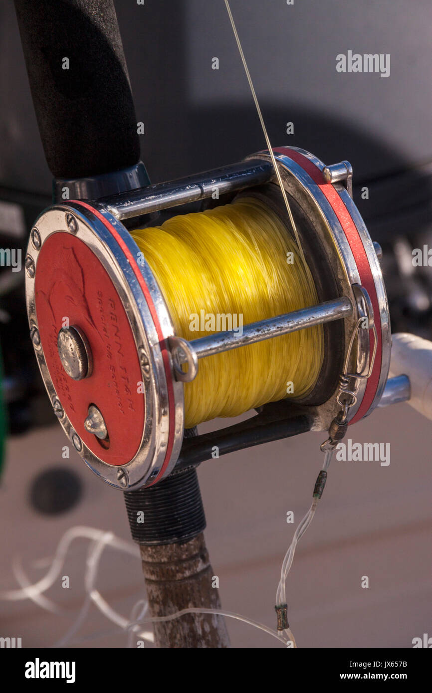 Mulinello da pesca in mare immagini e fotografie stock ad alta risoluzione  - Alamy