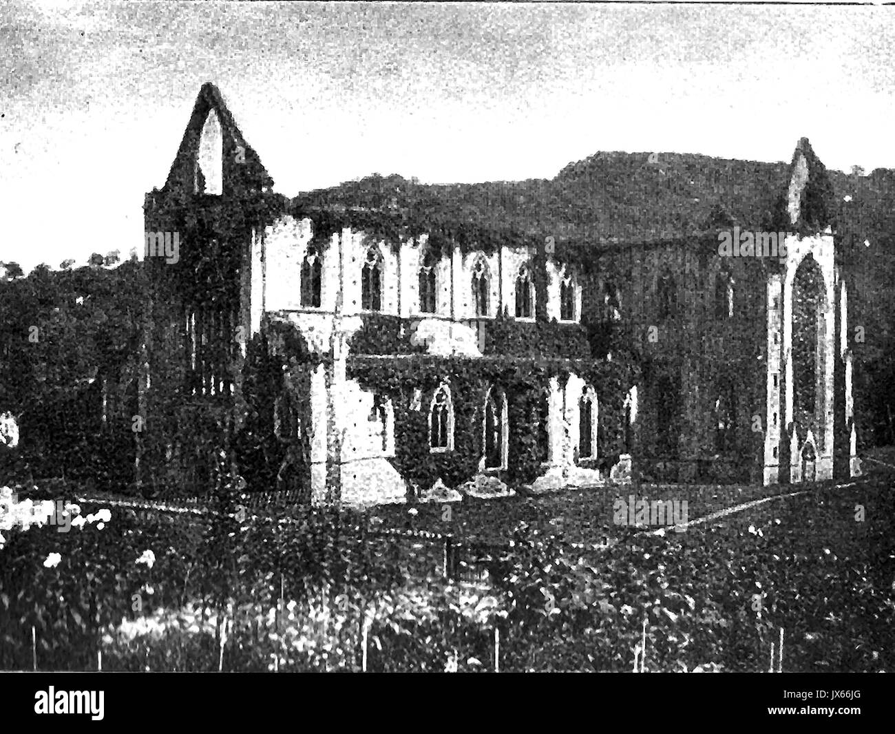 Tintern Abbey come era nel 1920 Foto Stock