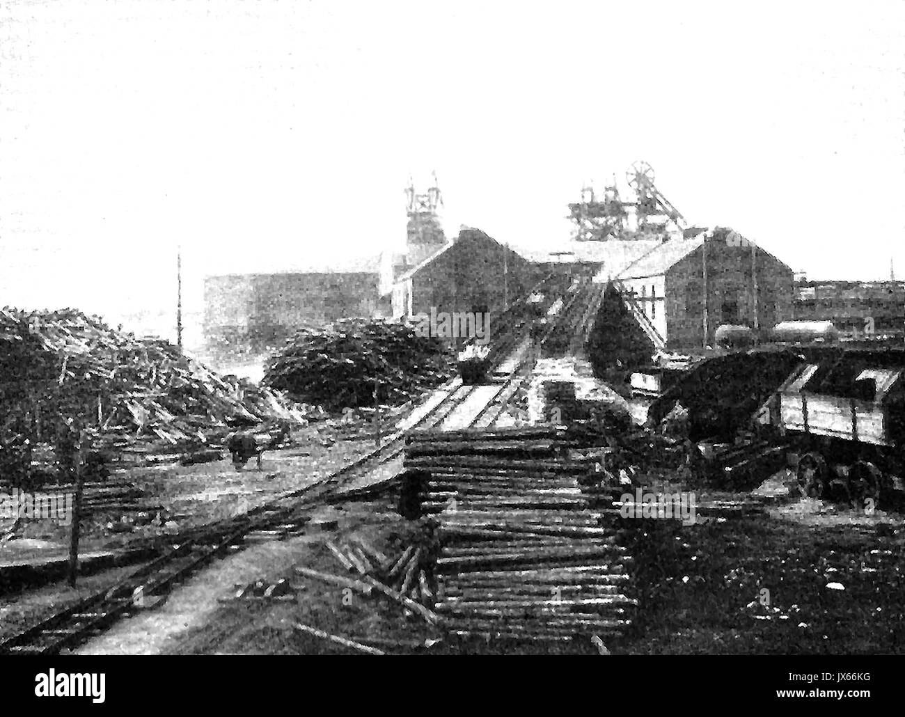 Al di sopra del suolo in corrispondenza di una regione del nord Inghilterra miniera di carbone in 1920 Foto Stock