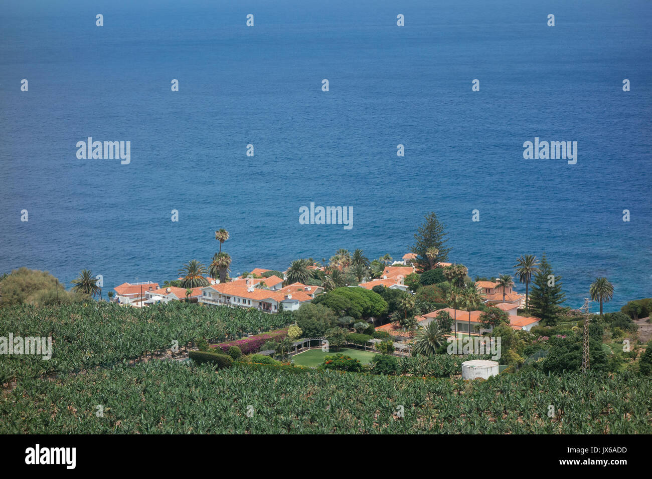 Una breve passeggiata costiera alla Galeria La Fajana, Los Realejos, Santa Cruz de Tenerife, Spagna, in estate 2017 Foto Stock