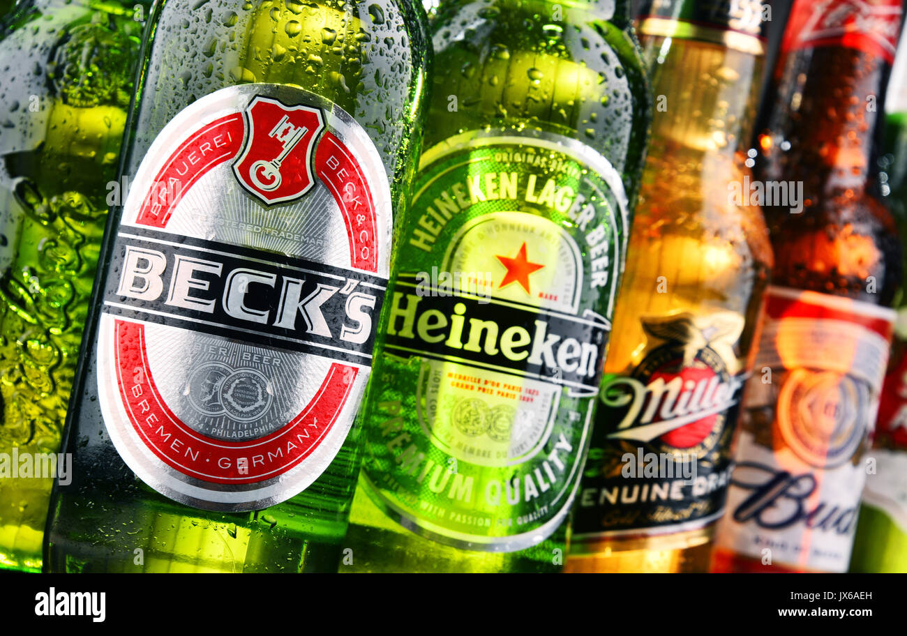 POZNAN, Polonia - 21 luglio 2017: Heineken, Anheuser Busch InBev, Carlsberg e gruppo Sabmiller sono grandi produttori che dominano il mercato mondiale della birra, t Foto Stock