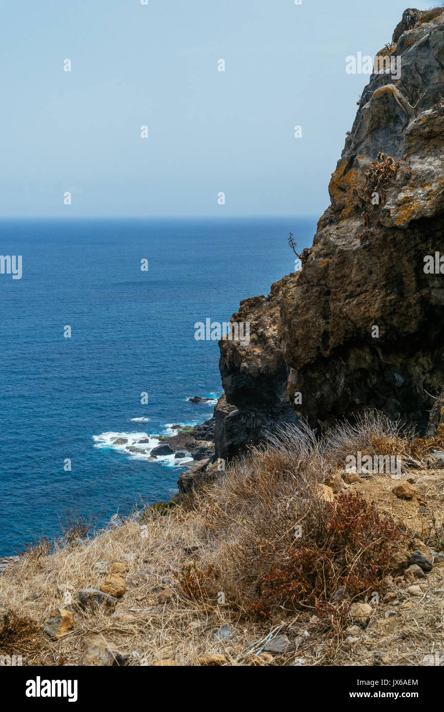 Una breve passeggiata costiera alla Galeria La Fajana, Los Realejos, Santa Cruz de Tenerife, Spagna, in estate 2017 Foto Stock