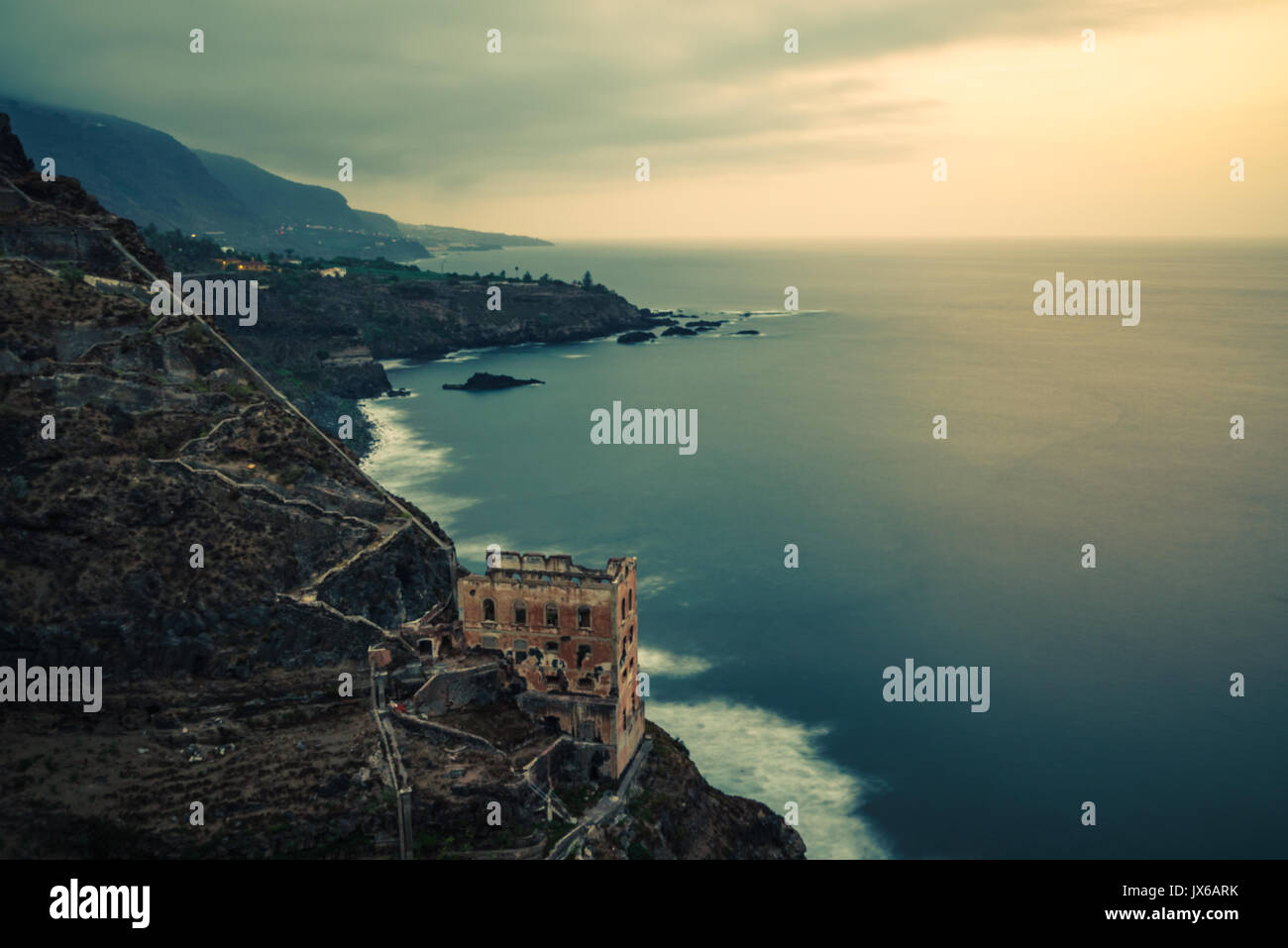 La Galeria La Fajana sull'isola di Tenerife tramonto assortiti in estate 2017 Foto Stock