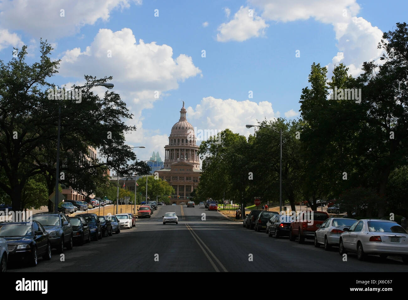 AUSTIN, Texas - Luglio 19, 2008: strada al Texas State Capitol. Capitol Building ha 360.000 piedi quadrati di spazio a pavimento, più di qualsiasi altro Stato capitol bu Foto Stock