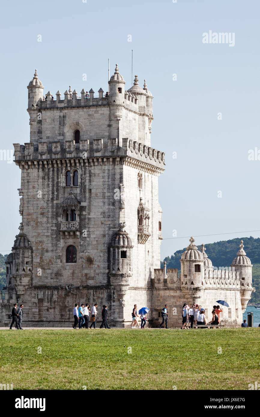 La Torre di Belem, Lisbona, Portogallo. Costruito tra il 1514-1520 questo simbolo del portoghese le scoperte marittime è ora un patrimonio mondiale UNESCO monumento. Foto Stock