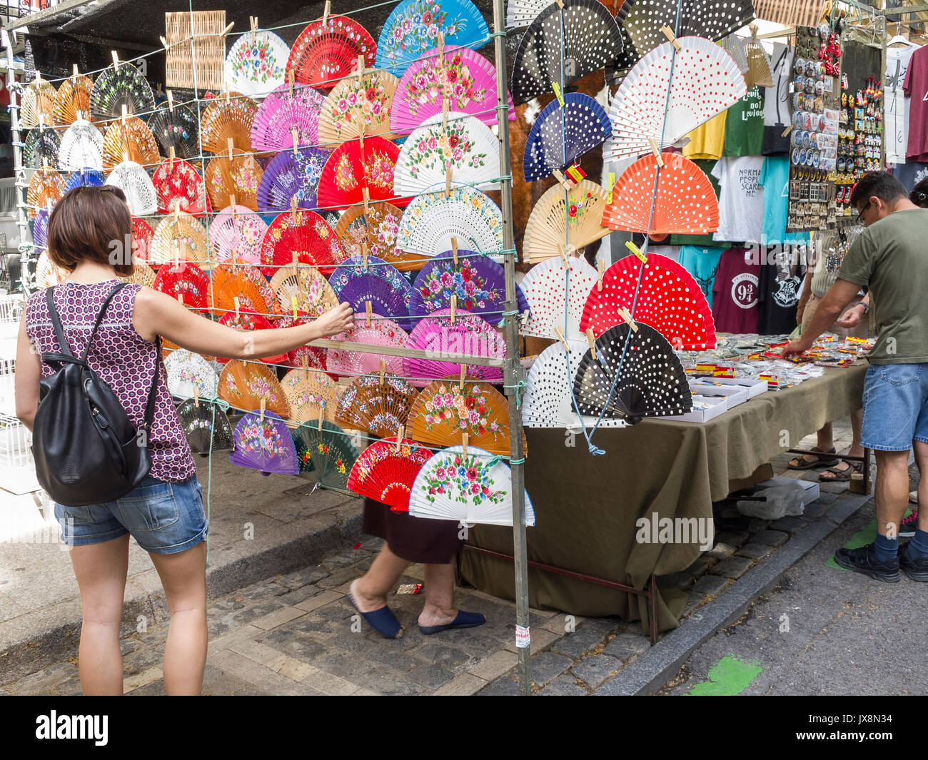 El Rastro. Mercado al aire libre de Madrid. España Foto Stock