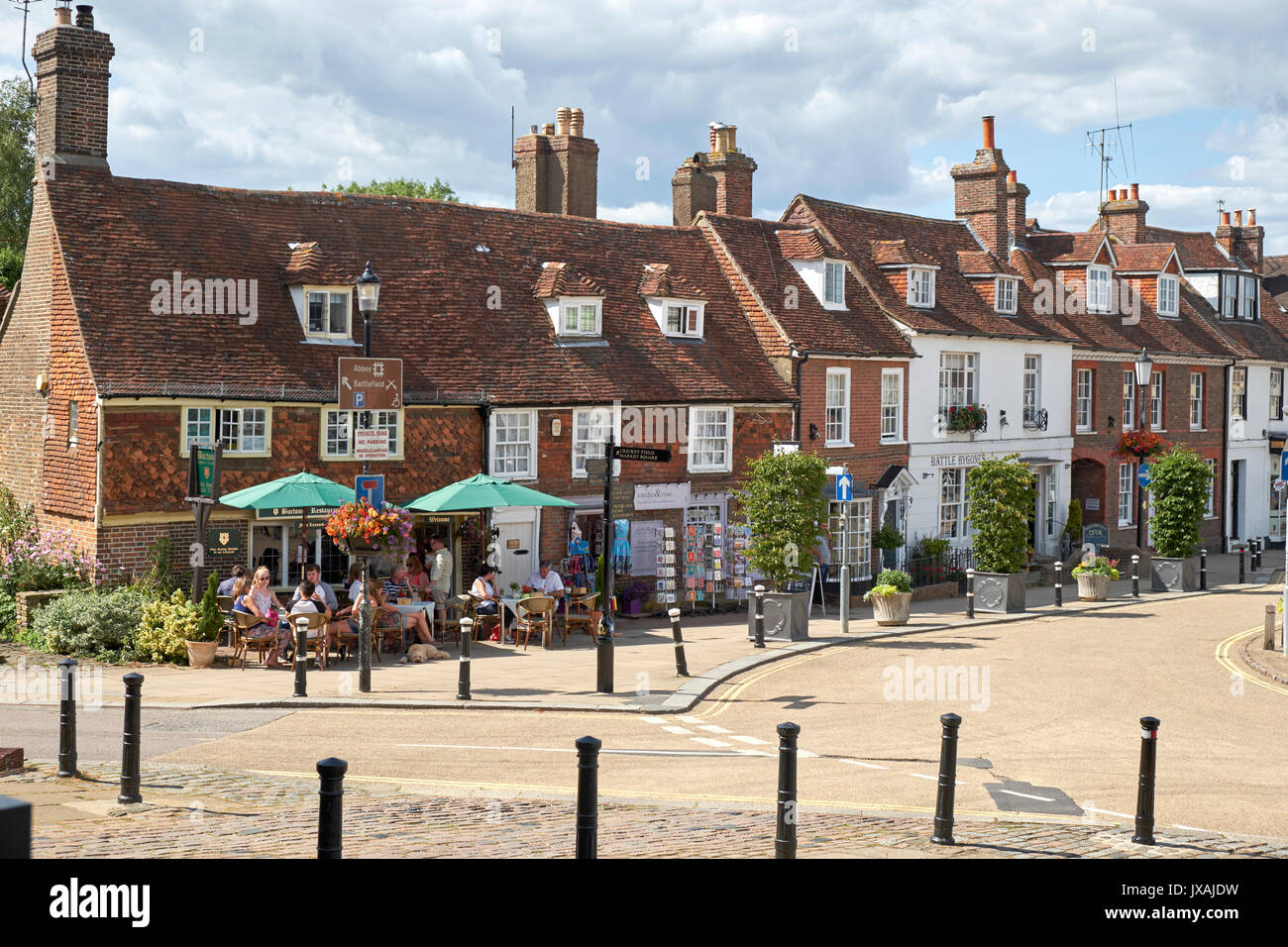 La battaglia. Burton Ristorante e sala da tè, fuori Abbazia di Battle, il sito storico del famoso 1066 Battaglia di Hastings, East Sussex, Regno Unito, GB Foto Stock