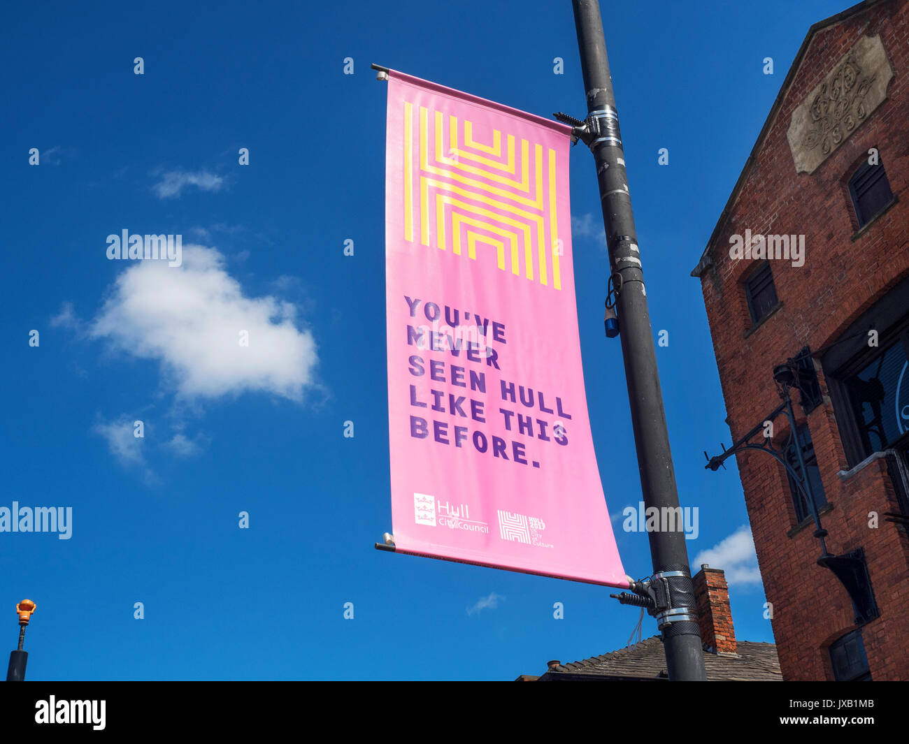 Hull City della cultura 2017 segno su Princes Dock Street Hull Yorkshire Inghilterra Foto Stock