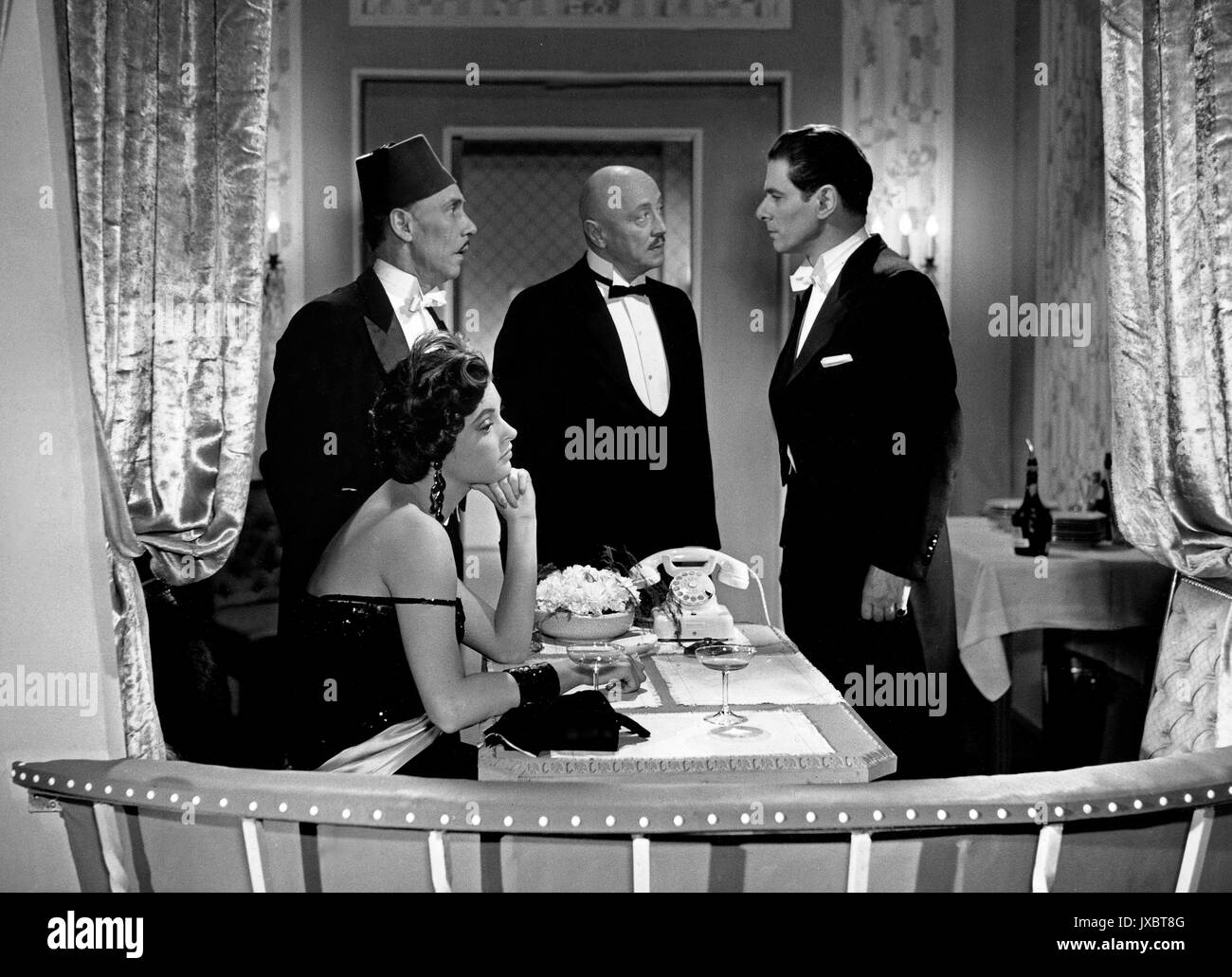 Ball im Savoy, Deutschland 1955, Regie: Paul Martin, Darsteller: (v. l.) Rudolf Platte, Nadja Tiller, Hubert von Meyerinck, Rudolf Prack Foto Stock