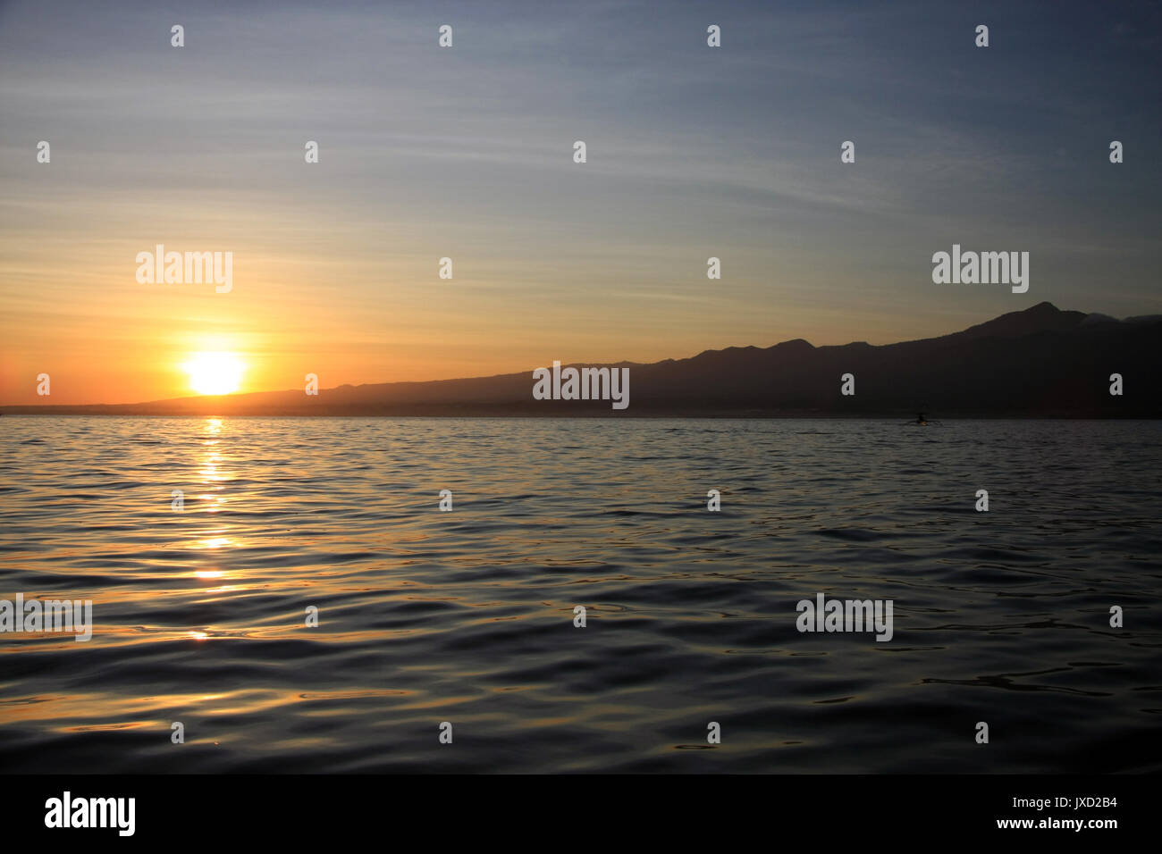 Lovina Beach, Bali, Indonesia mattina presto all'alba Foto Stock