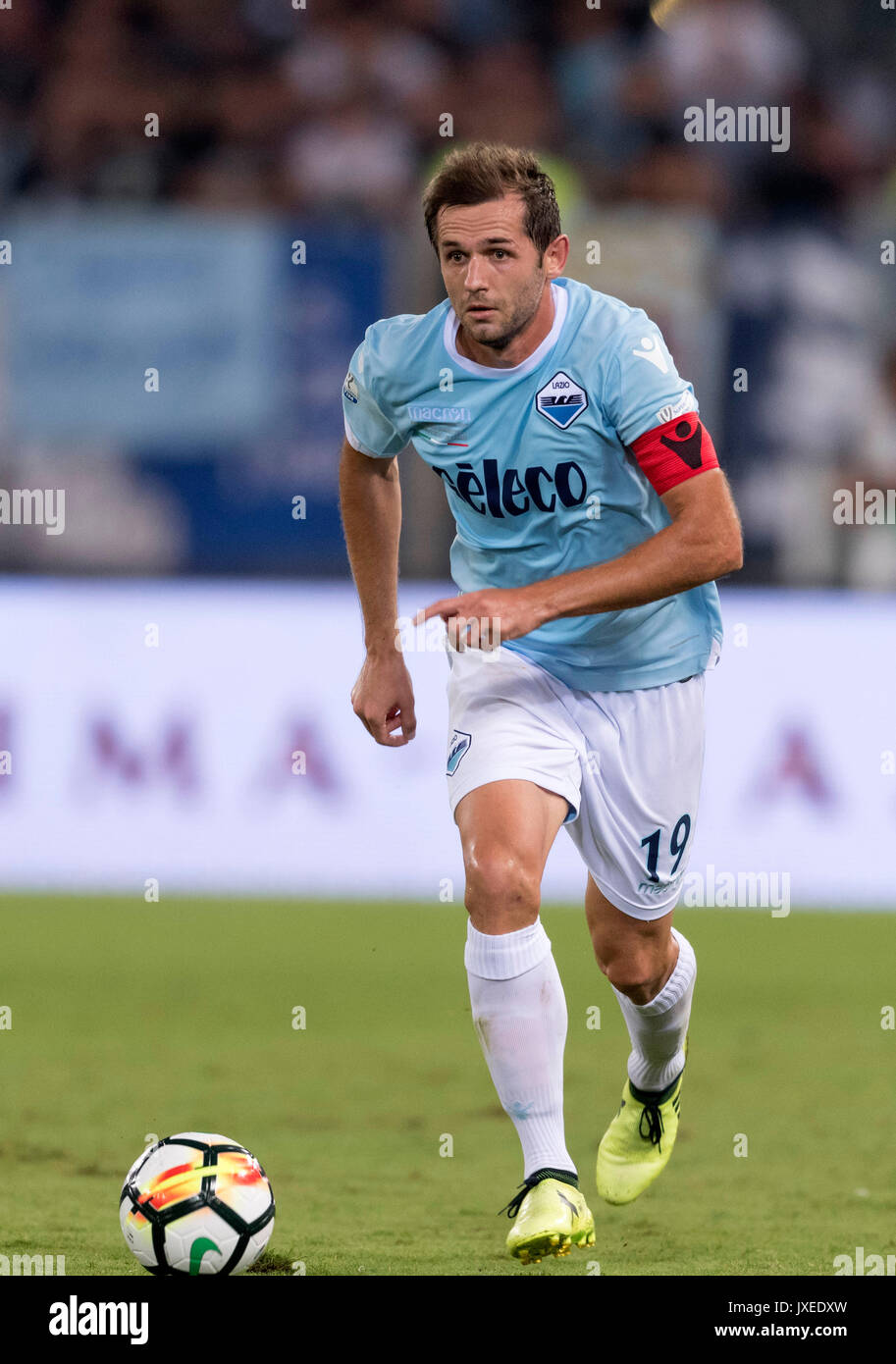 Roma, Italia. 13 Ago, 2017. Senad Lulic (Lazio) Calcio/Calcetto : Super Coppa Italiana (Supercoppa Italiana) match tra Juventus 2-3 SS Lazio allo Stadio Olimpico di Roma, Italia . Credito: Maurizio Borsari/AFLO/Alamy Live News Foto Stock