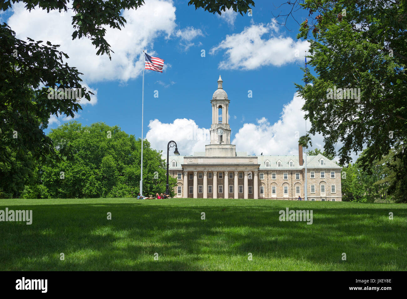 Il vecchio edificio principale della Penn State University campus di State College in Pennsylvania USA Foto Stock