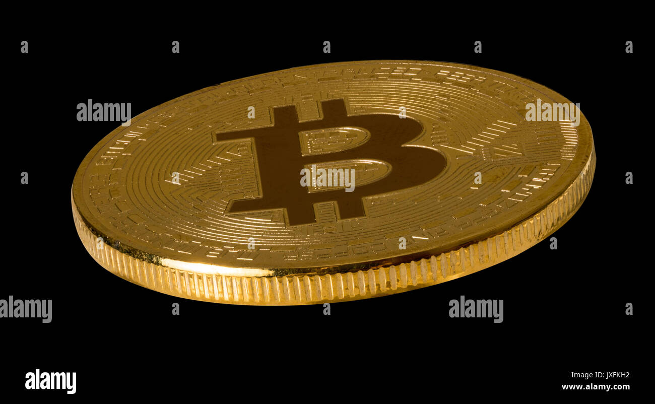 Bit isolati moneta o bitcoin contro il nero Foto Stock