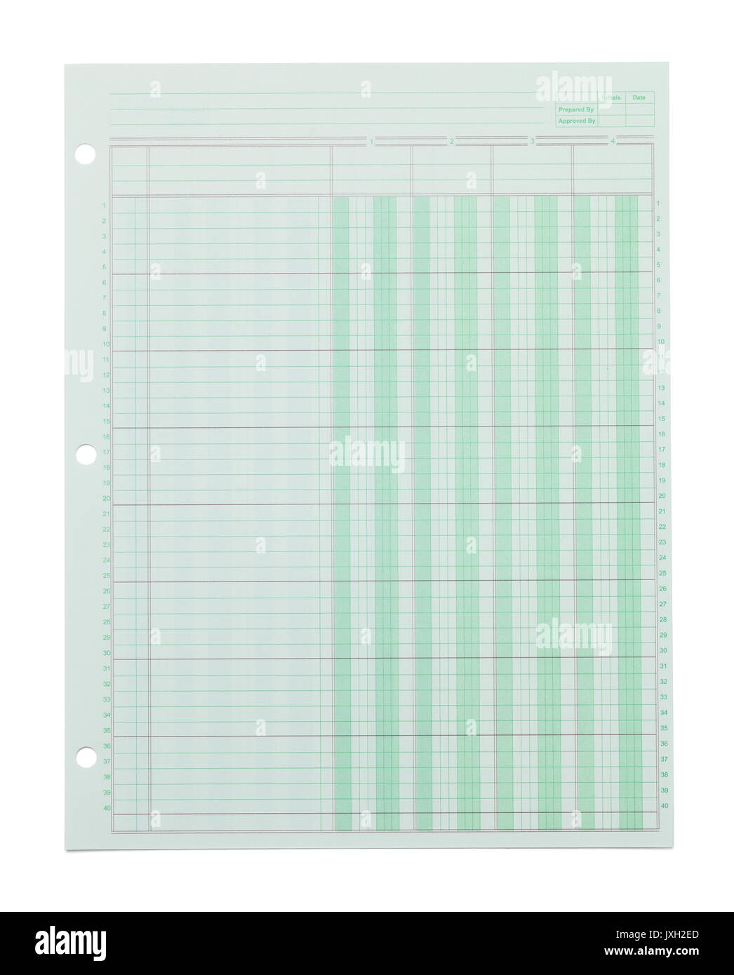 Green ledger un foglio di carta millimetrata isolati su sfondo bianco. Foto Stock