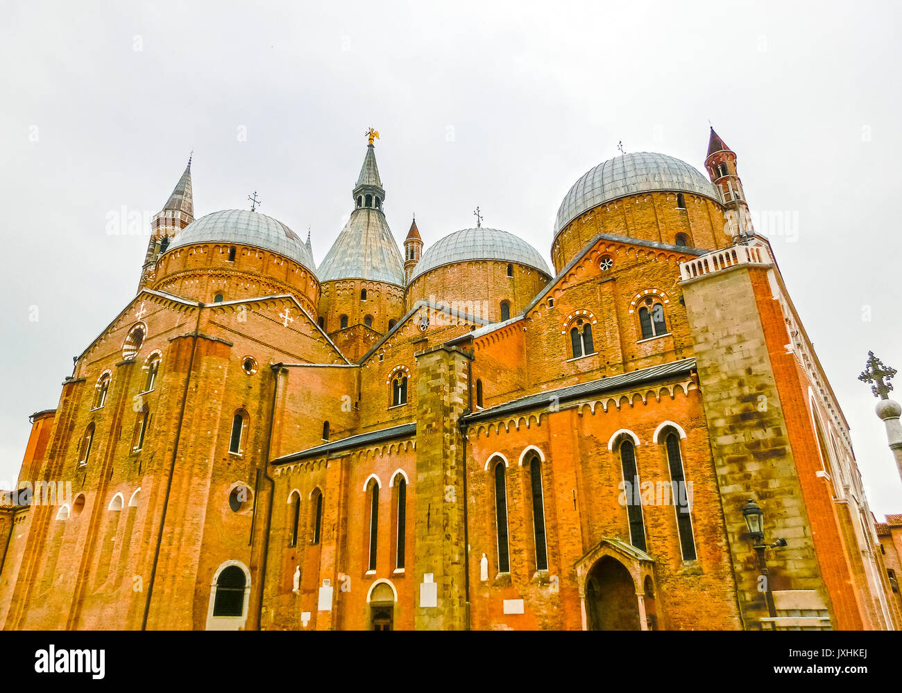 Vista della storica Basilica di Sant'Antonio di Padova Foto Stock