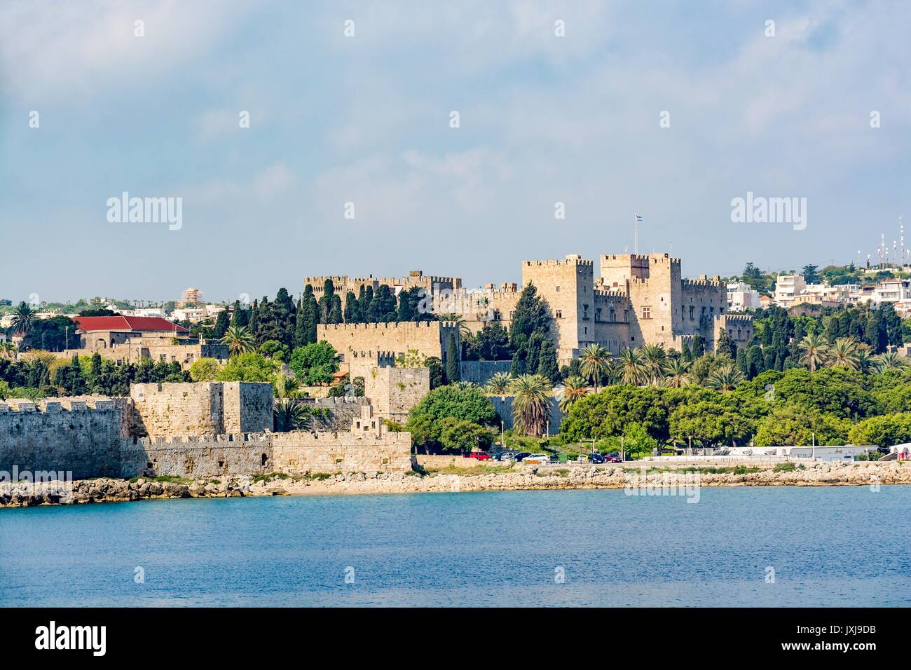 Grand Master Palace e Rodi città vecchia, vista dal mare, l' isola di Rodi, Grecia Foto Stock