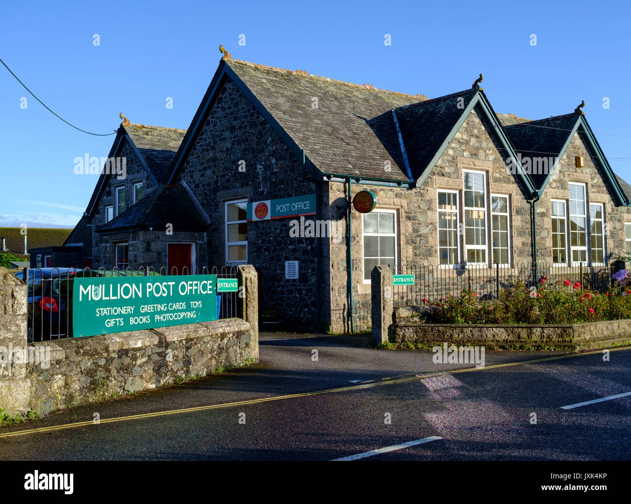 Mullion villaggio sulla penisola di Lizard Cornwall Inghilterra REGNO UNITO Foto Stock