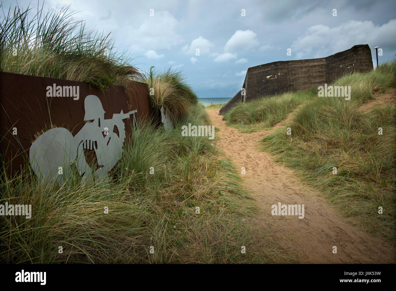 Juno Beach, COURSEULLES sur Mer, Normandia Francia. Agosto 2017 Cosy's Bunker chiamato dopo Lt. 'Intima' Aitken un soldato canadese ha affidato con la cattura di Foto Stock