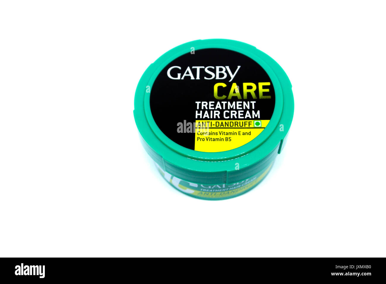 Kota Kinabalu, Malesia - Agosto 16, 2017: Gatsby Care Trattamento Anti forfora isolati su sfondo bianco. GATSBY brand nasce in Giappone nel 1978. Foto Stock