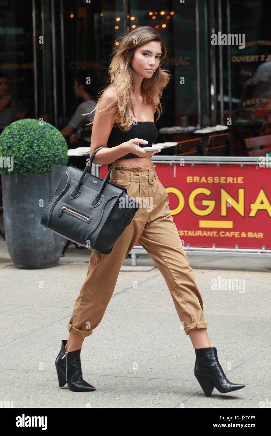 New York, NY, STATI UNITI D'AMERICA. 16 Ago, 2017. Cindy Mello assiste  casting per il 2017 Victoria's Secret Fashion Show il 16 agosto 2017 nella  città di New York. Credito: Dc/media/punzone Alamy