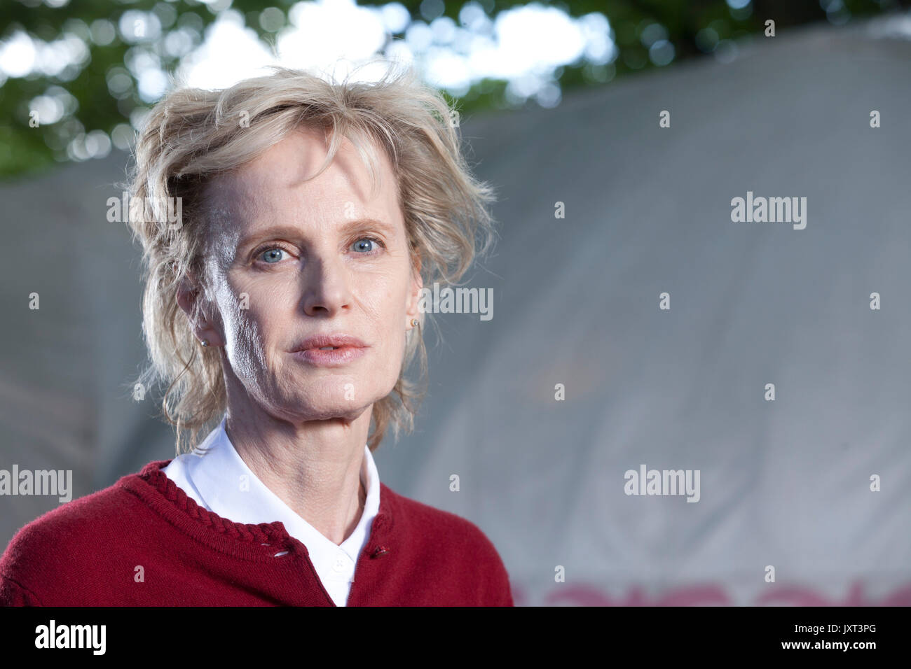 Edinburgh, Regno Unito. 17 Ago, 2017. Siri Hustvedt, acclamato romanziere americano e commentatore su femminismo, critica d'arte e la filosofia, che appaiono alla Edinburgh International Book Festival. Credito: GARY DOAK/Alamy Live News Foto Stock