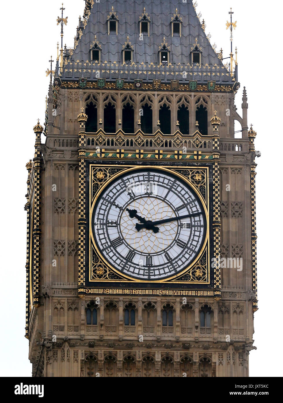 Londra, Regno Unito. 27 apr, 2016. Foto realizzata il 27 aprile 2016 illustra il Big Ben nel centro di Londra, Gran Bretagna. Londra il famoso Big Ben emette un segnale acustico per l'ultima volta il lunedì (Agosto 21) quando la famosa campana grande tace fino al 2021. Credito: Han Yan/Xinhua/Alamy Live News Foto Stock