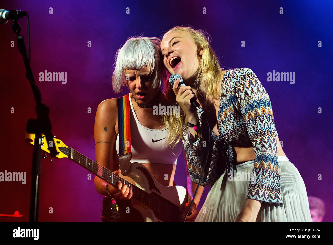 BENICASSIM, Spagna - Lug 13: Dream moglie (ragazze music band) eseguire in concerto a FIB Festival il 13 luglio 2017 a Benicassim, Spagna. Foto Stock