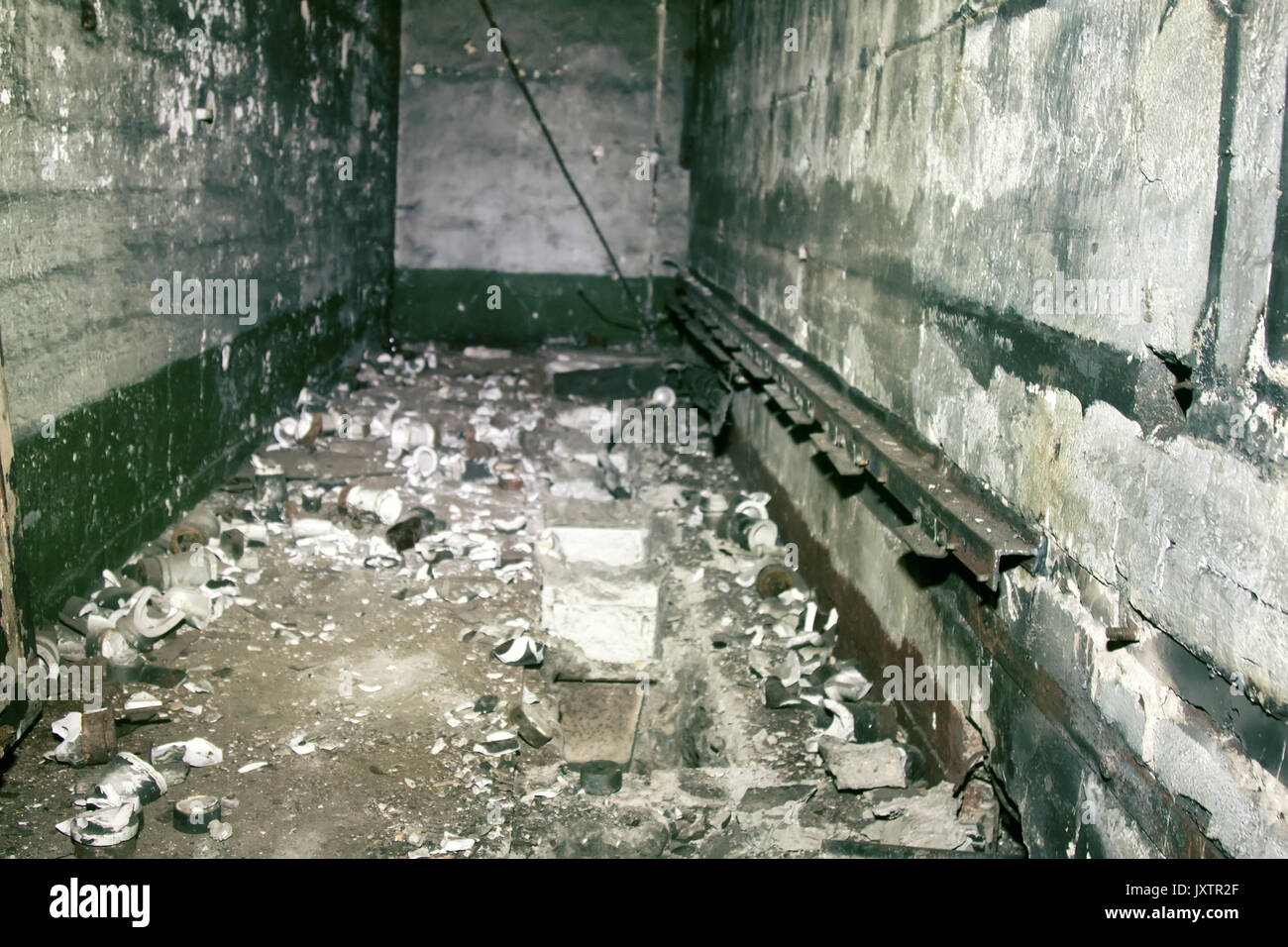 Orrore sala sotterranea con incredibile. i passaggi nel cuore dell'inferno Foto Stock