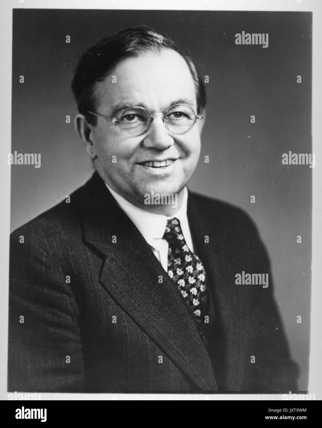 Robert Larimore Pendleton, Ritratto fotografico, Chest-up, vista a tre quarti, circa 50 anni, 1957 anni. Foto Stock