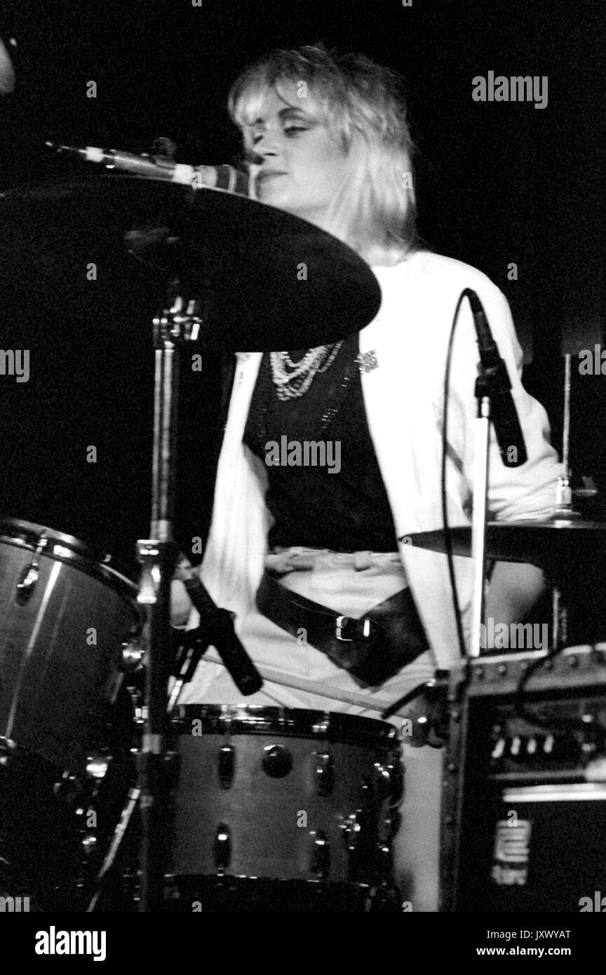 Debbi Peterson von Le schiave live im Marquee Club. Londra 20.02.1985 Foto Stock