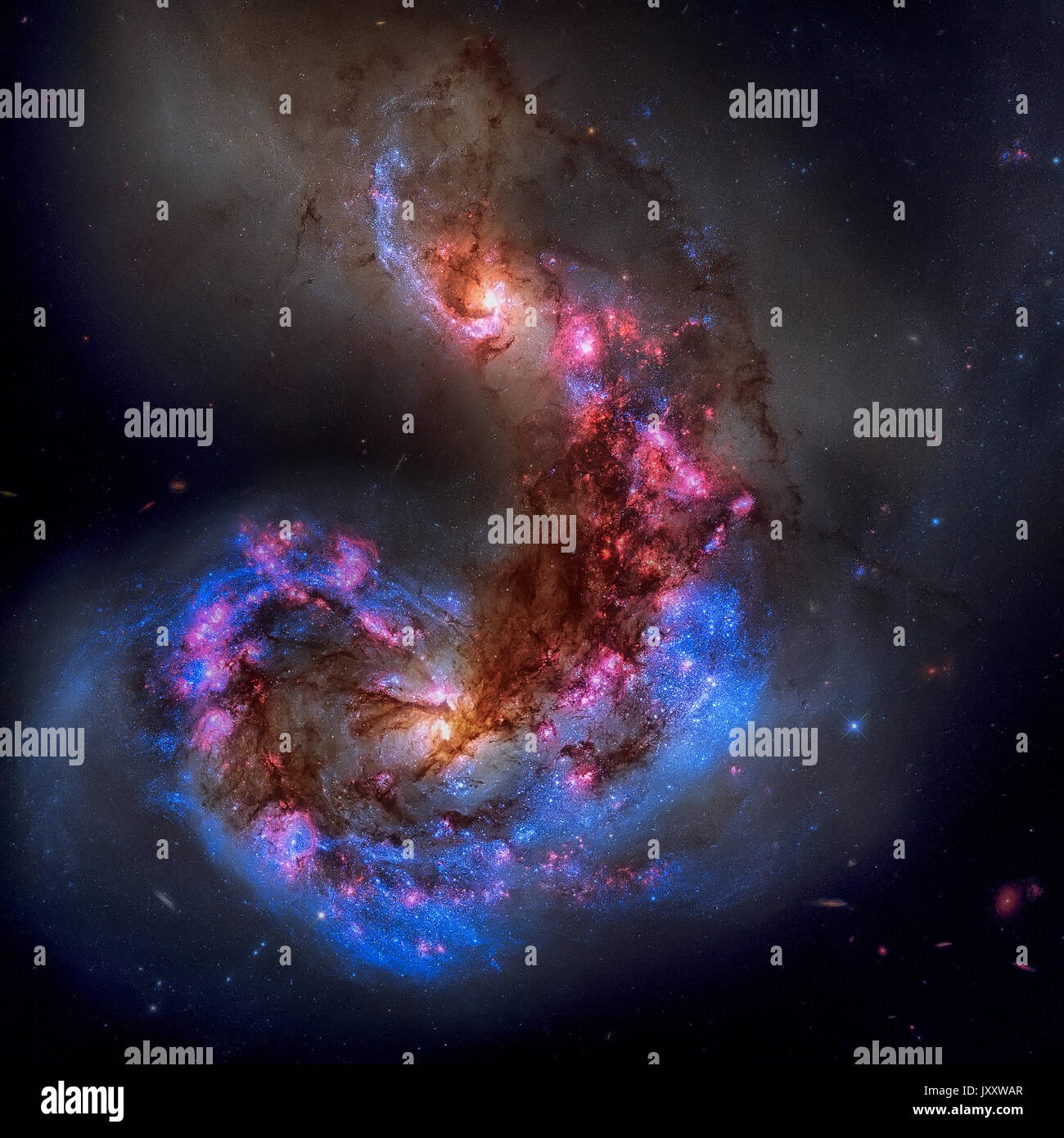 Le antenne galassie o NGC 4038 o NGC 4039 stanno subendo una collisione galattica. Si trova nella costellazione Corvus. Ritoccato immagine. Elementi di t Foto Stock