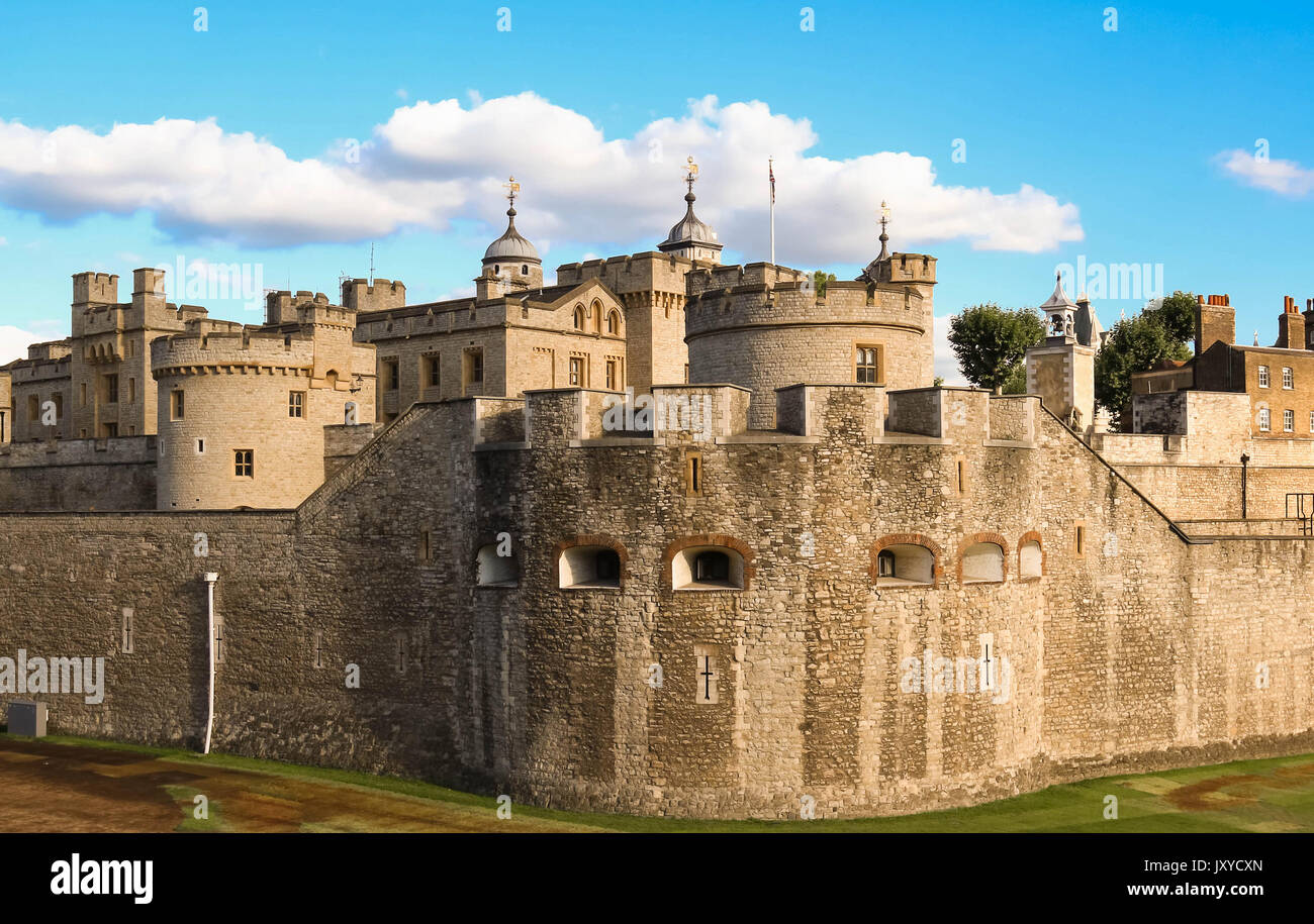 Torre di Londra - Parte degli storici palazzi reali, alloggiamento i Gioielli della Corona. Londra, Regno Unito. Foto Stock