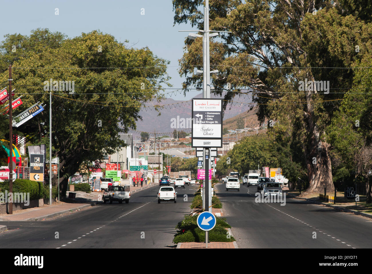 Robertson strada principale, Western Cape, Sud Africa. Foto Stock