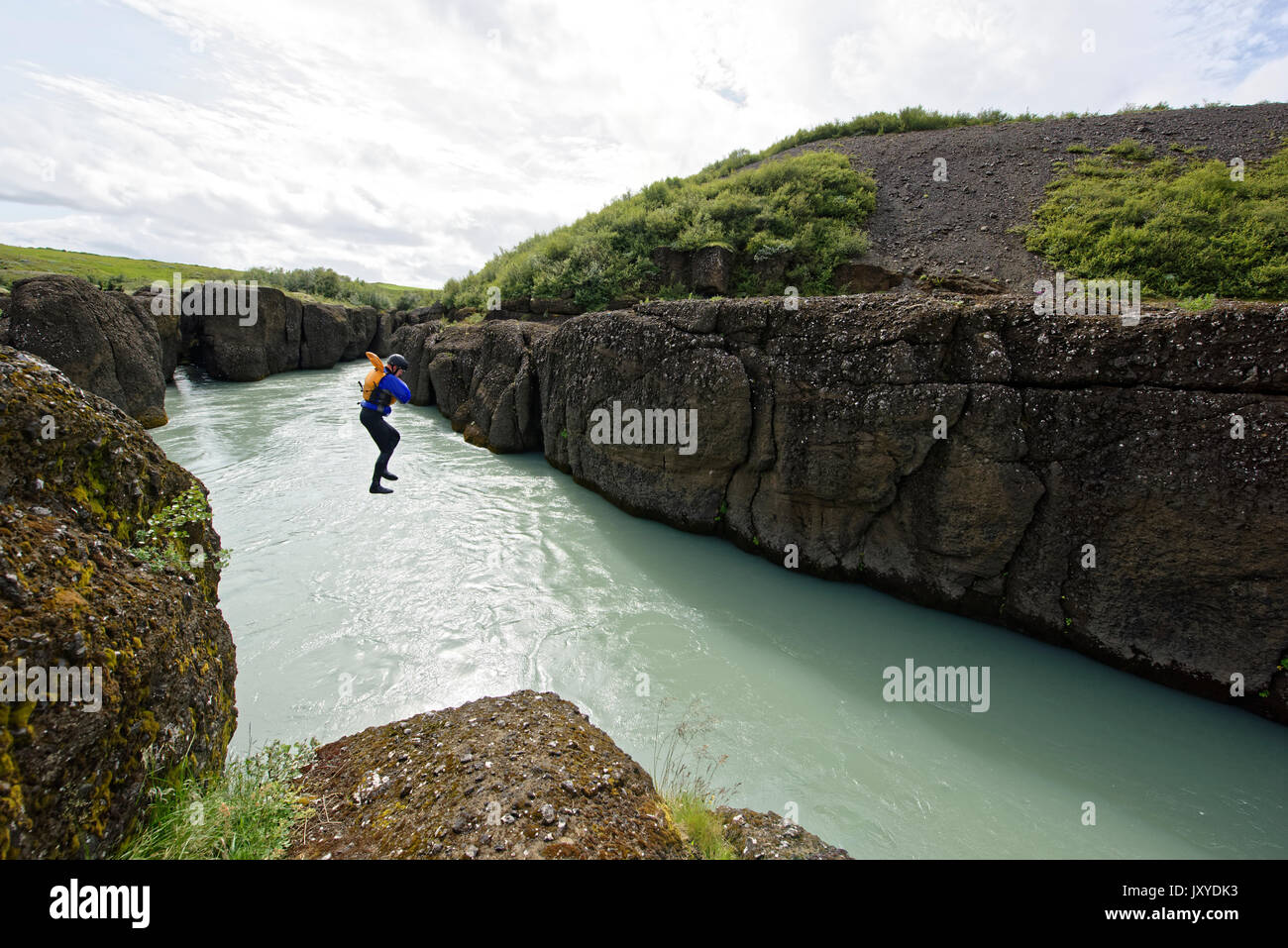 Bruarhlod canyon del fiume Hvita in Islanda.Cascate Gullfoss, Golden Falls, scende a 32 metri, 105 ft in un canyon, Islanda, nel sud-ovest dell'Islanda, Golde Foto Stock