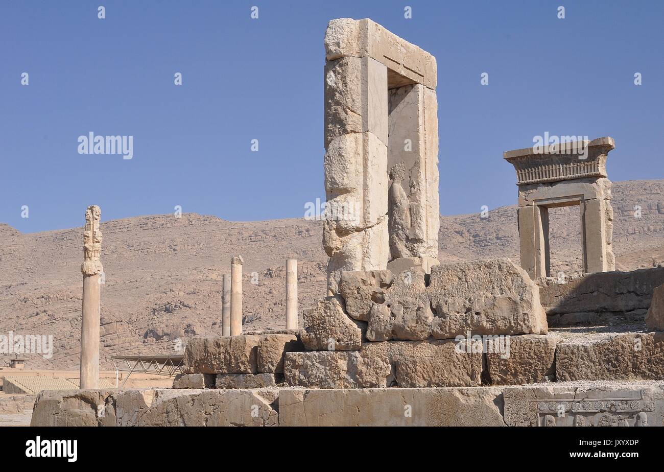 Resti della porta di tutte le nazioni, Persepolis, IRAN Foto Stock