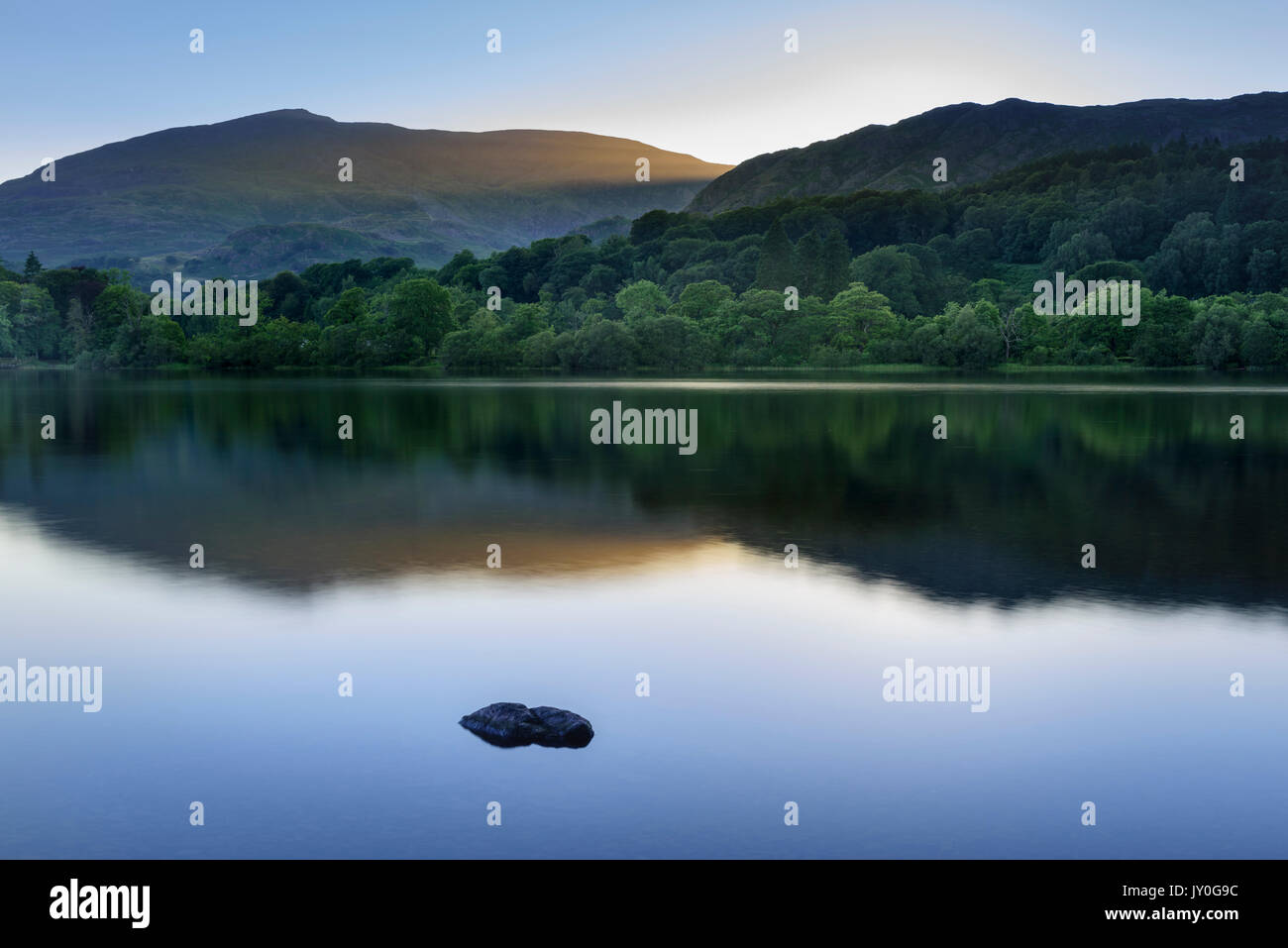 Coniston Water Lake District Cumbria paesaggi Foto Stock