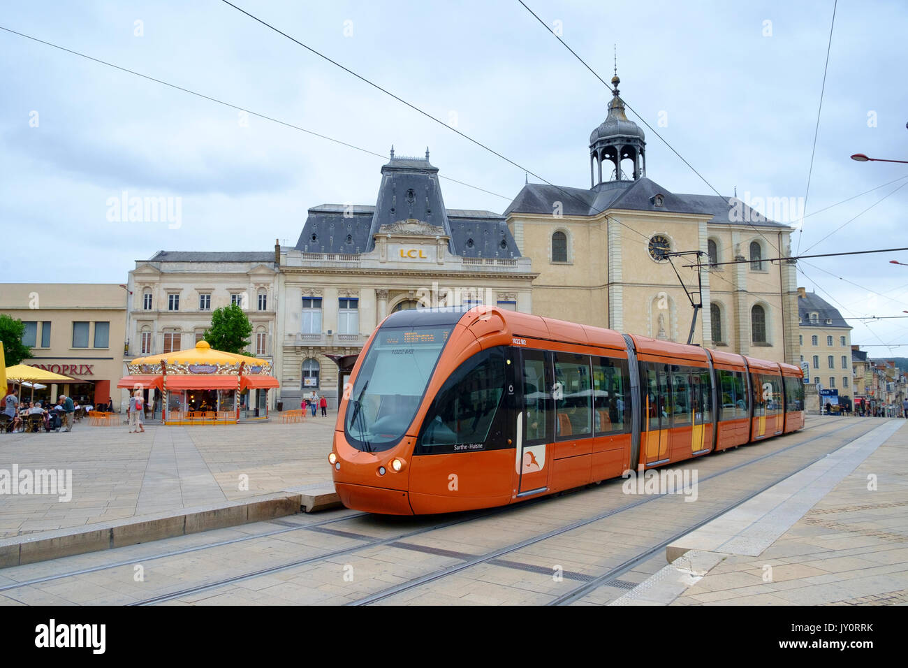 Le mans, trasporti, Francia, tram, trasporto, città, pubblico, strada, ferrovia, moderno, francese, tram, città, strada, europa, elettrica, urban, cavo, tra Foto Stock