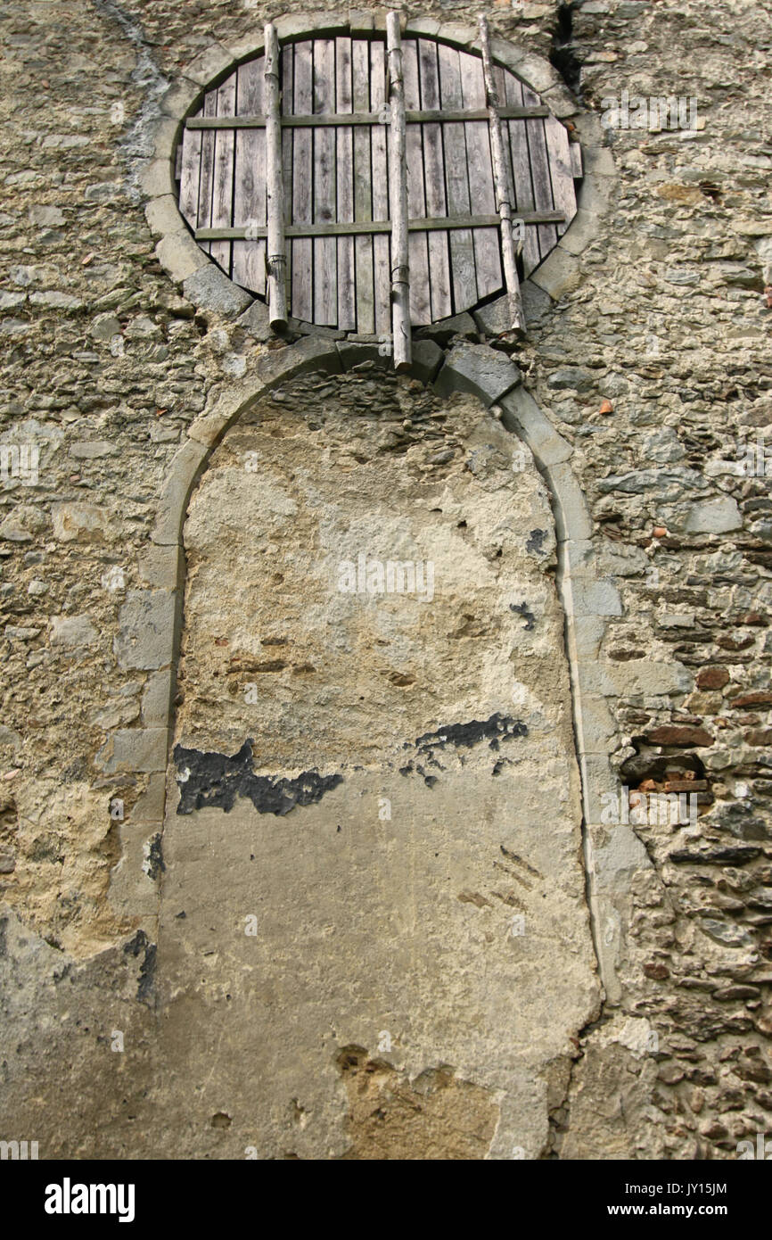 Dettaglio della porta murata Foto Stock
