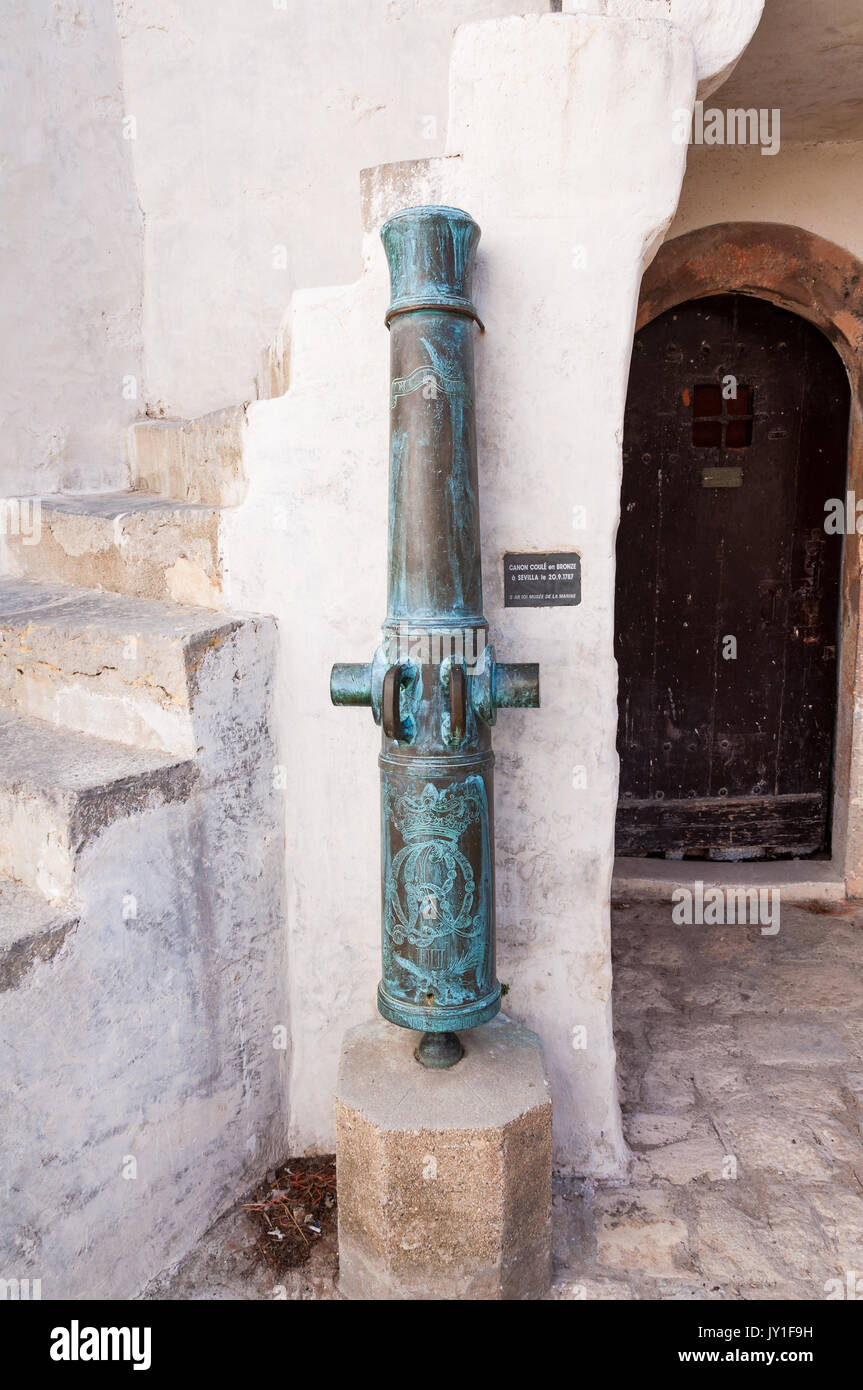 Il bronzo del xviii secolo canon sul display a La Citadelle maritime Museum, Saint Tropez, Francia Foto Stock