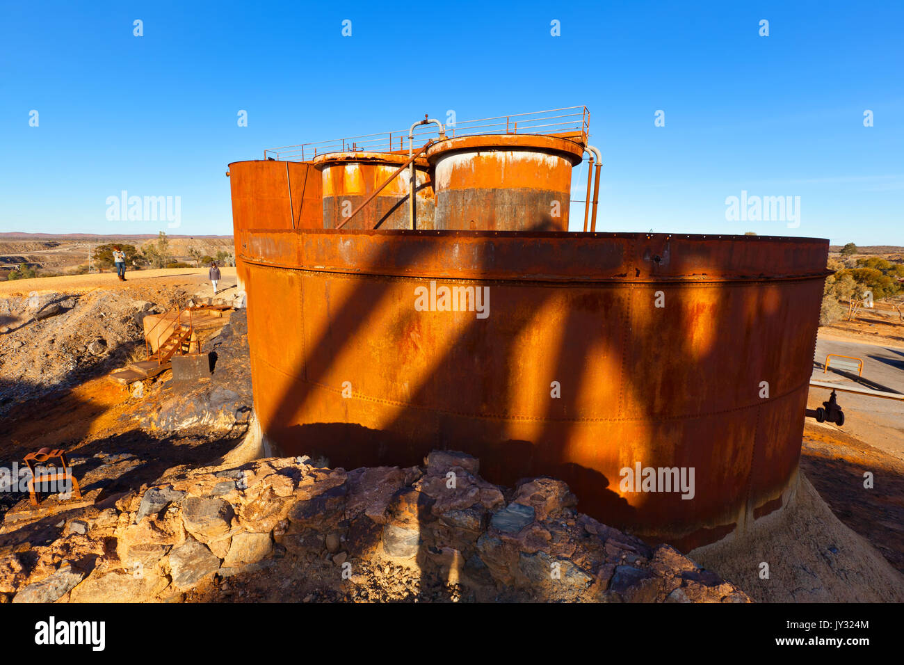 Il vecchio Browne di albero che è stata di proprietà della miniera di giunzione in Broken Hill. Uno dei più piccoli alberi e finalmente è stato chiuso nel 1972. Foto Stock