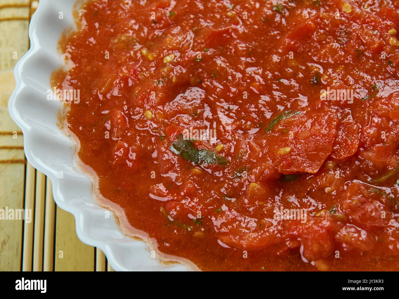 Acili ezme - Turco condimento di verdure, cucina Ottomana Foto stock - Alamy