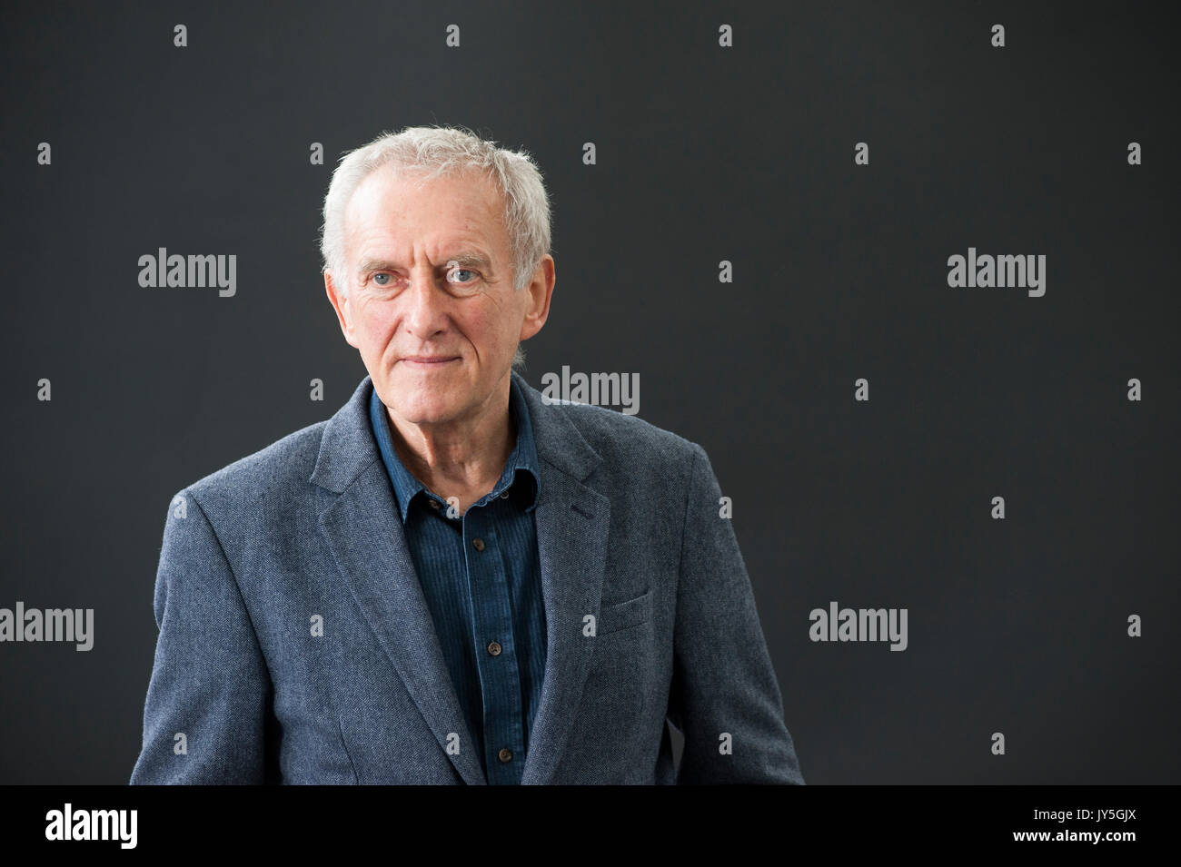 Edinburgh, Regno Unito. Il 18 agosto 2017. Il romanziere scozzese James Kelman, apparendo a Edinburgh International Book Festival. Credito: Lorenzo Dalberto/Alamy Live News Foto Stock