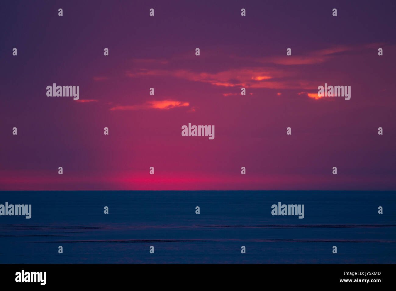 Tramonto sull'Oceano Pacifico Foto Stock