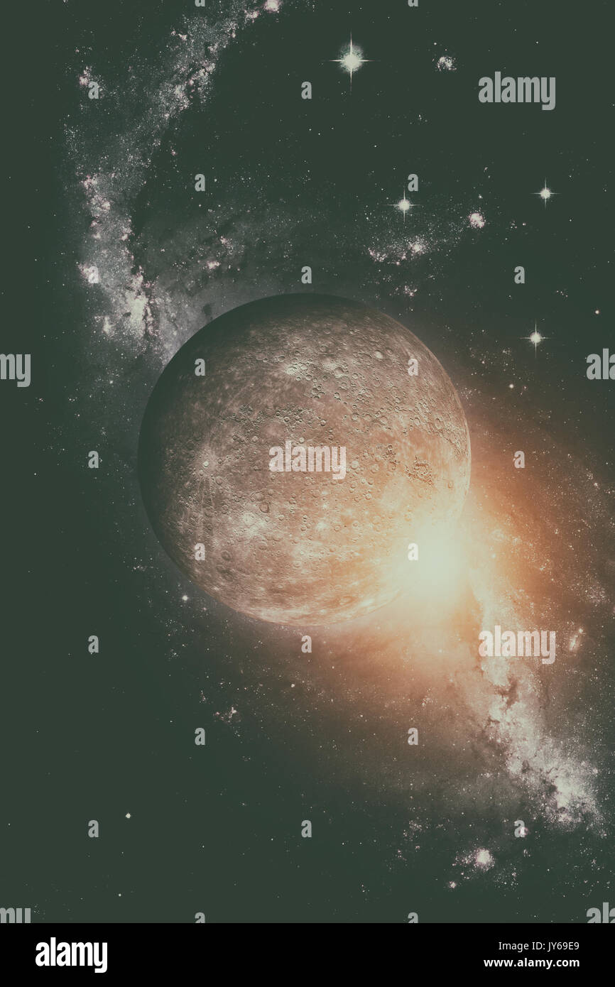 Il sistema solare - Mercurio. È la più piccola e più vicina al sole delle otto pianeti del sistema solare, con un periodo orbitale di circa 88 Terra d Foto Stock