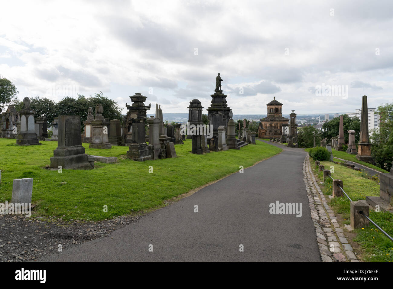 Necropoli di Glasgow - Cimitero Vittoriano di Glasgow, Scozia - Est 1832 Foto Stock