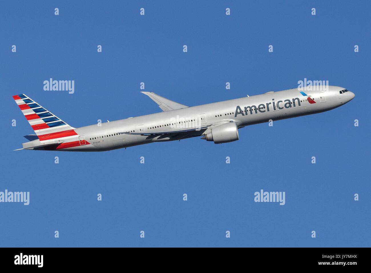 AMERICAN AIRLINES Boeing 777-300ER N730un Foto Stock